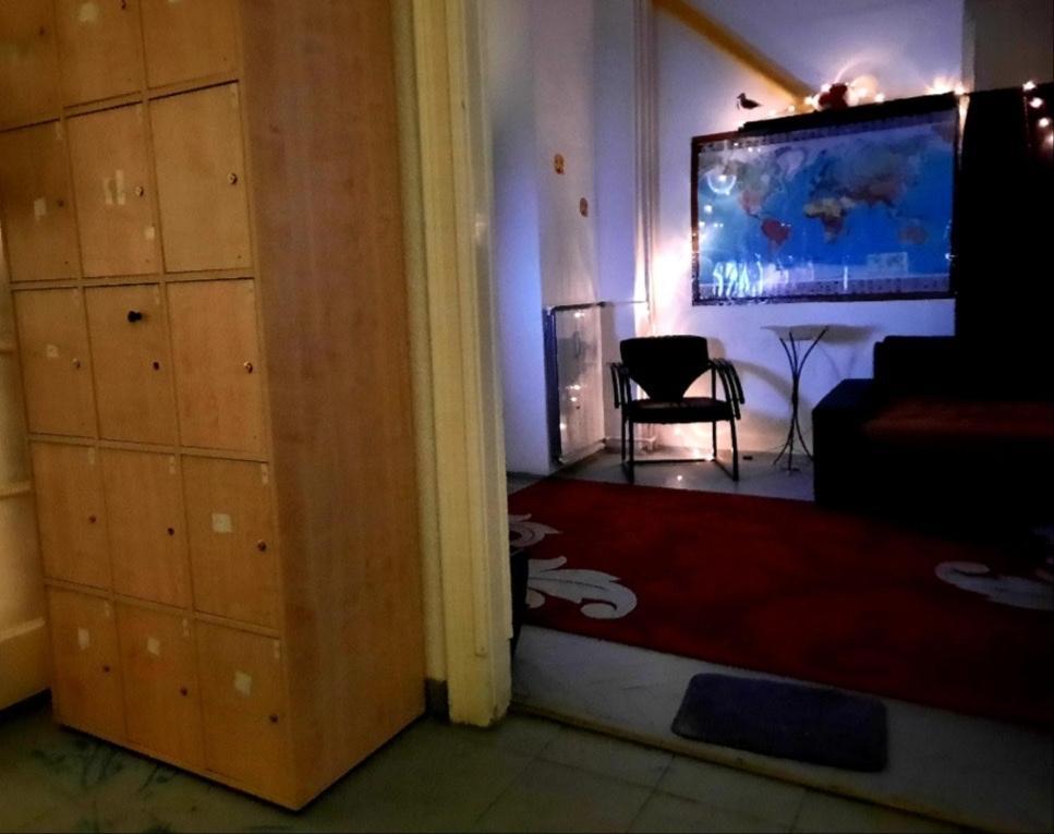 Lamis Hostel Budapest Bagian luar foto