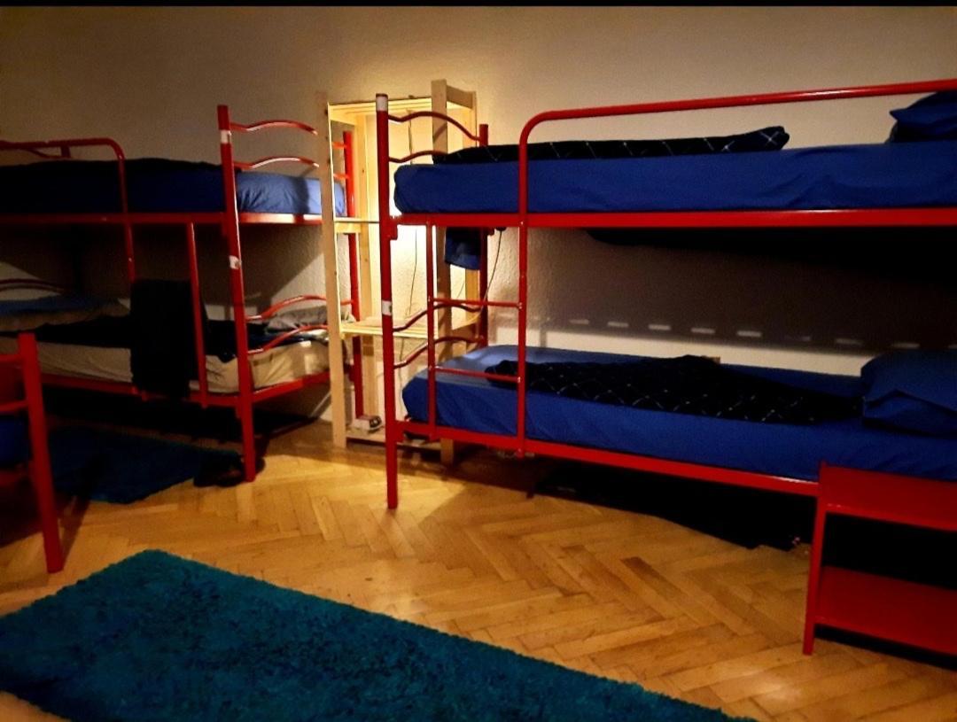 Lamis Hostel Budapest Bagian luar foto